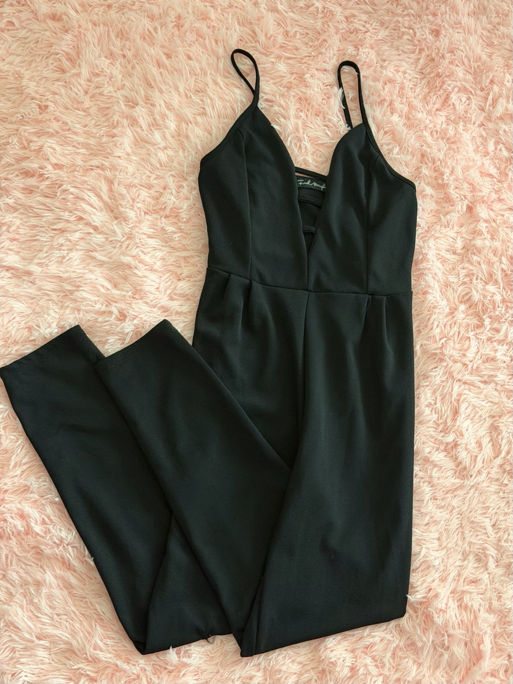 French Atmosphere Black Spaghetti‎ Strap V-Neck Jumpsuit